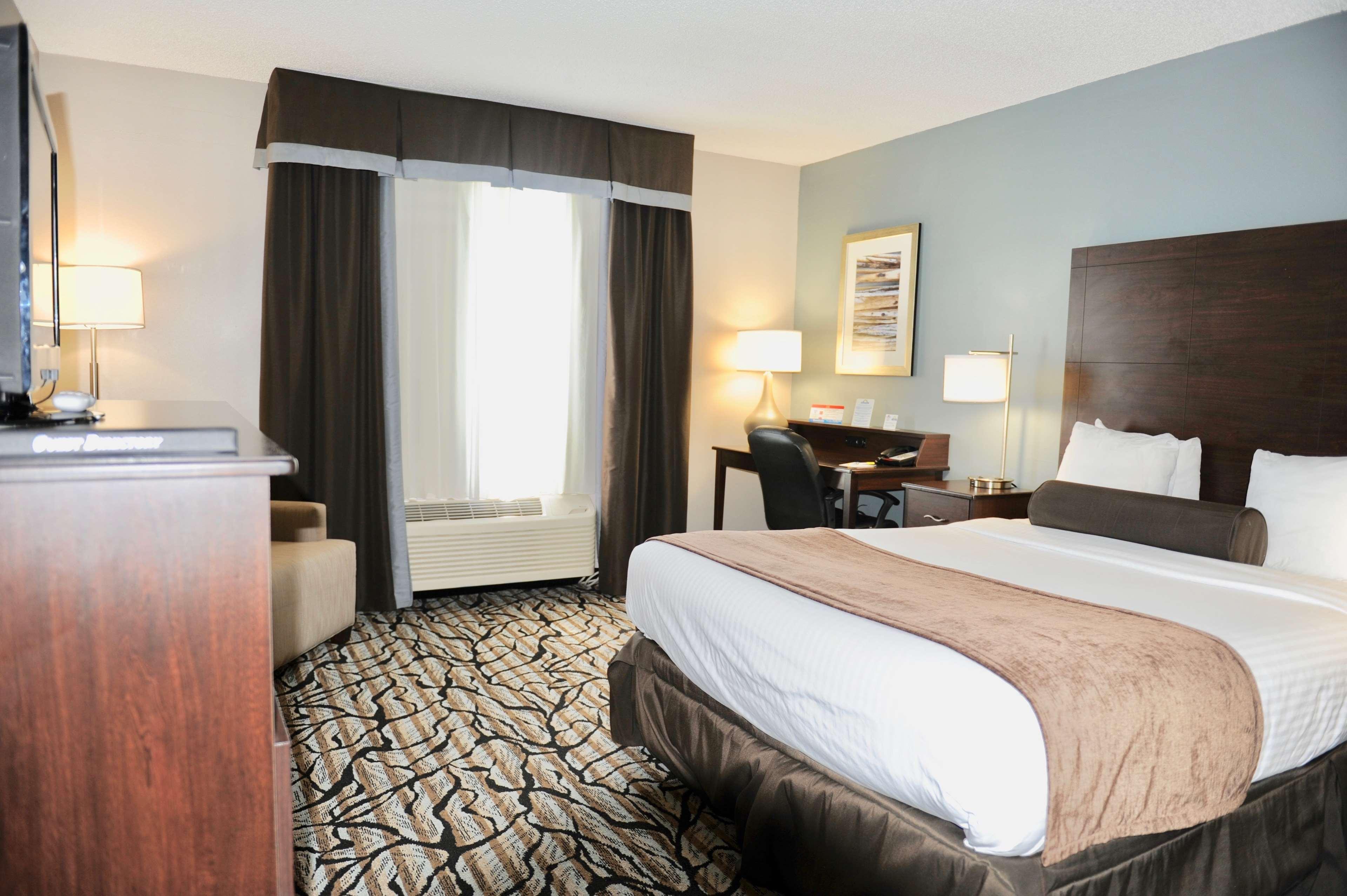 Days Inn & Suites By Wyndham Wausau Dış mekan fotoğraf