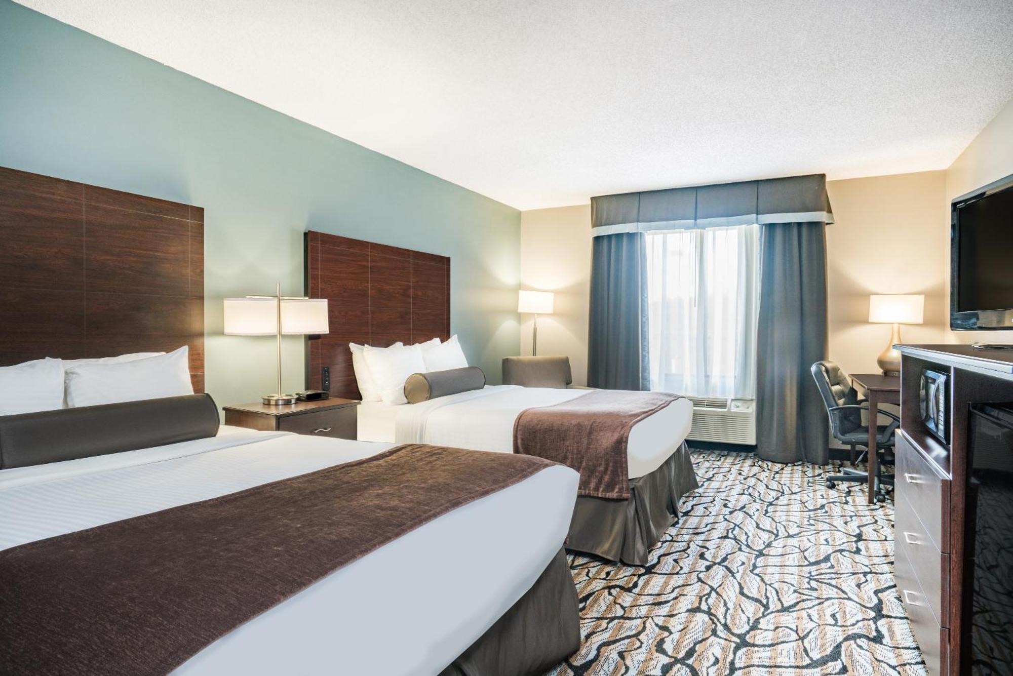 Days Inn & Suites By Wyndham Wausau Dış mekan fotoğraf