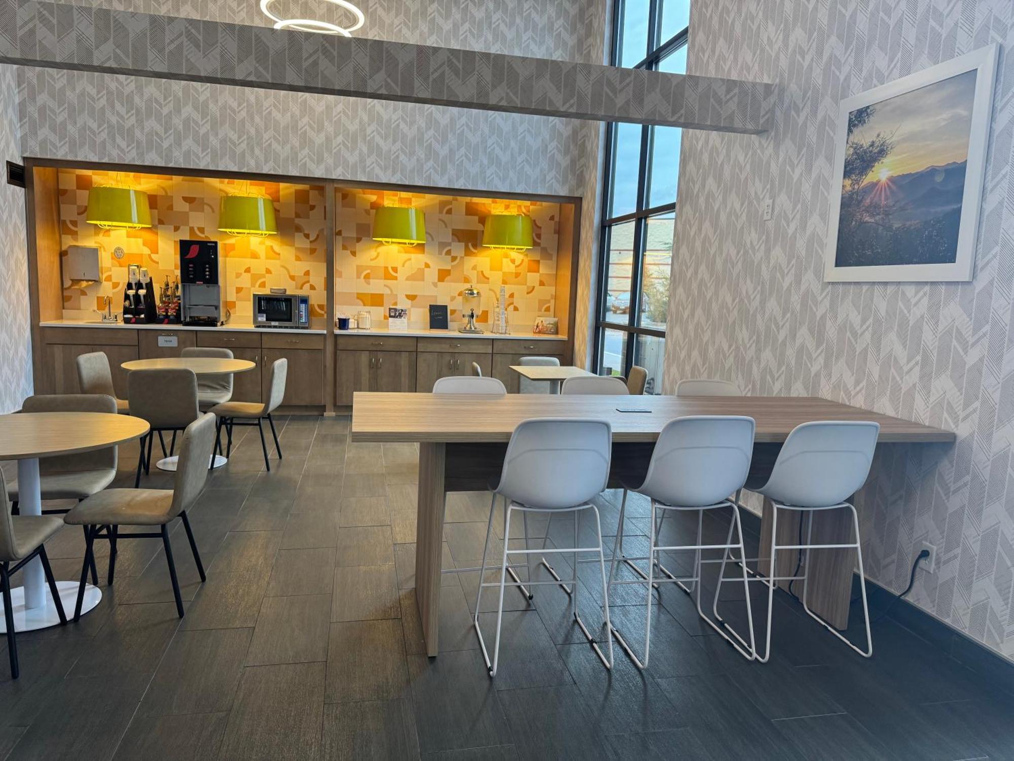Days Inn & Suites By Wyndham Wausau Dış mekan fotoğraf