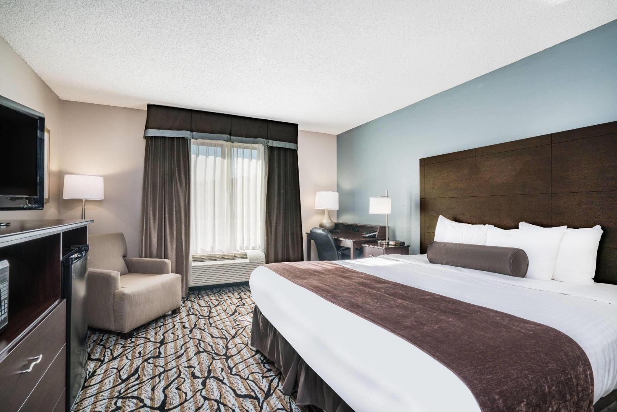 Days Inn & Suites By Wyndham Wausau Dış mekan fotoğraf