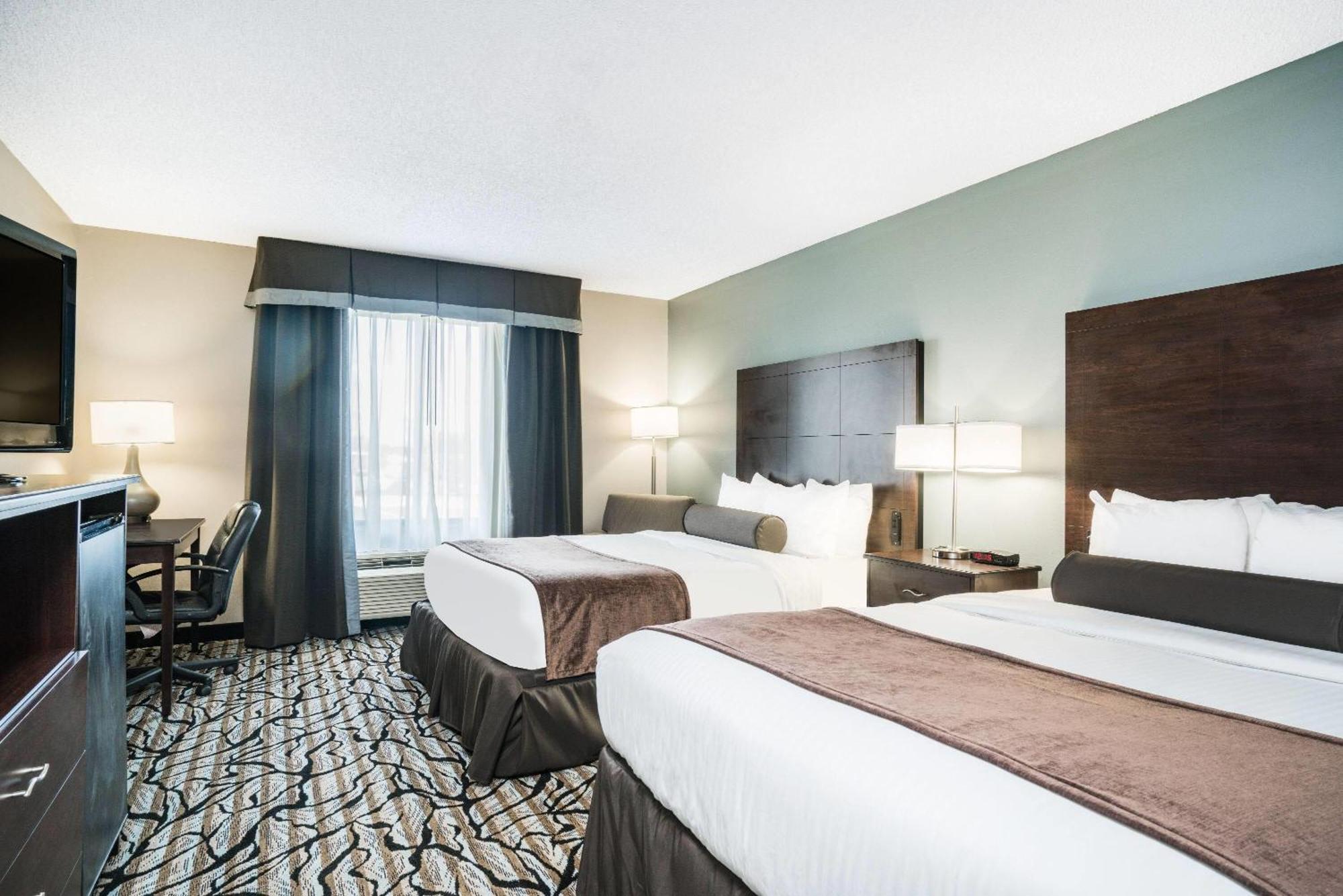 Days Inn & Suites By Wyndham Wausau Dış mekan fotoğraf