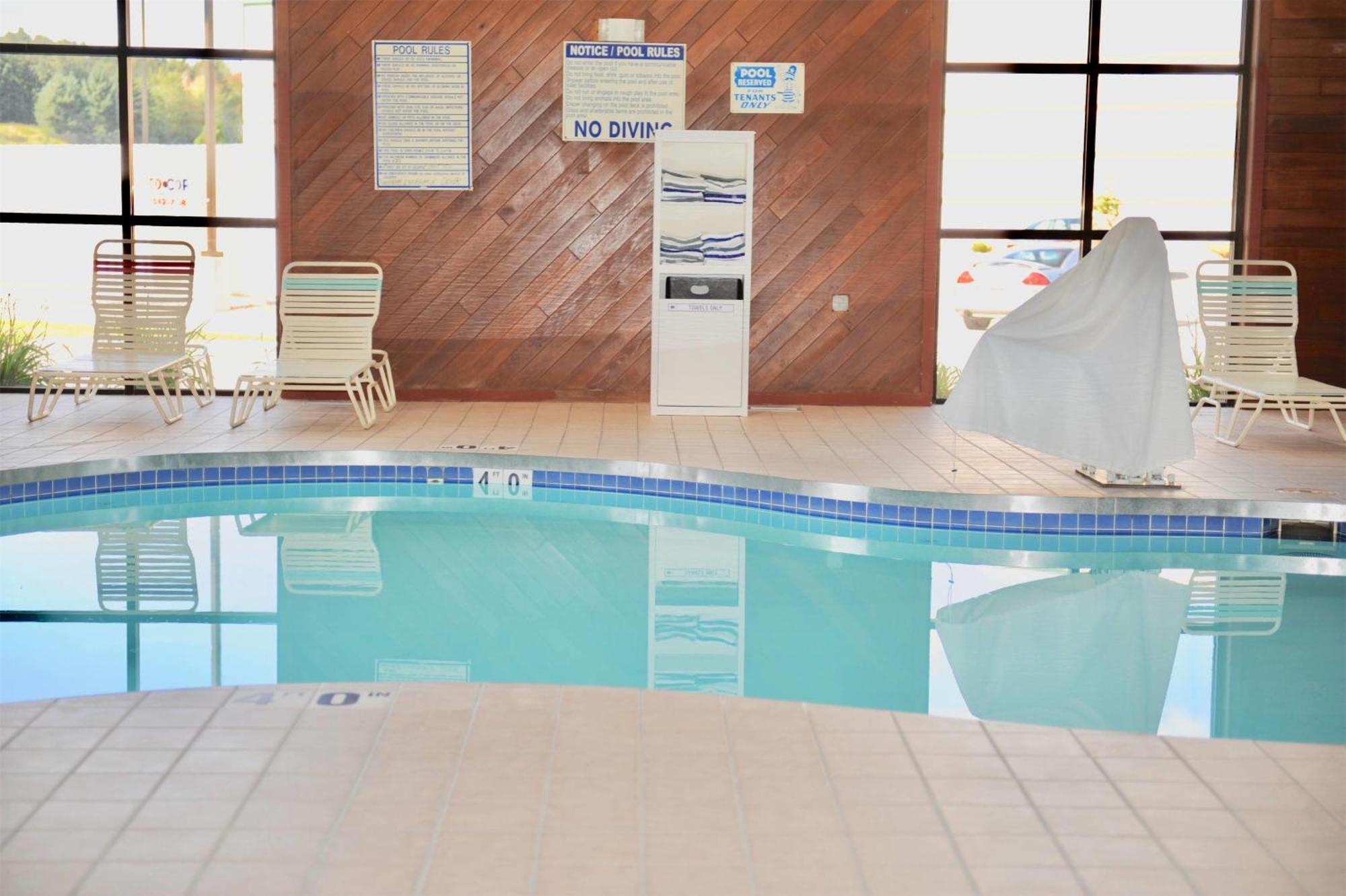 Days Inn & Suites By Wyndham Wausau Dış mekan fotoğraf