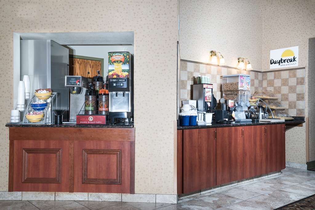 Days Inn & Suites By Wyndham Wausau Konforlar fotoğraf