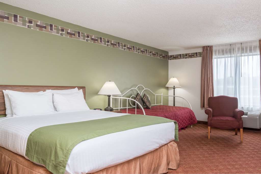 Days Inn & Suites By Wyndham Wausau Oda fotoğraf